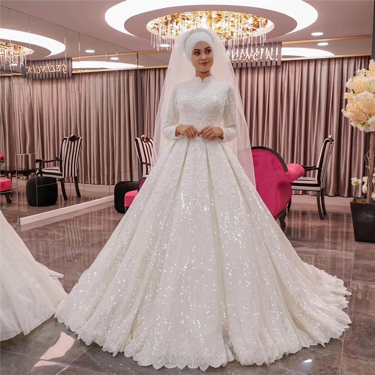 Yeşim Gelinlik Işıltılı Payet İşlemeli Tesettür Prenses Gelinlik